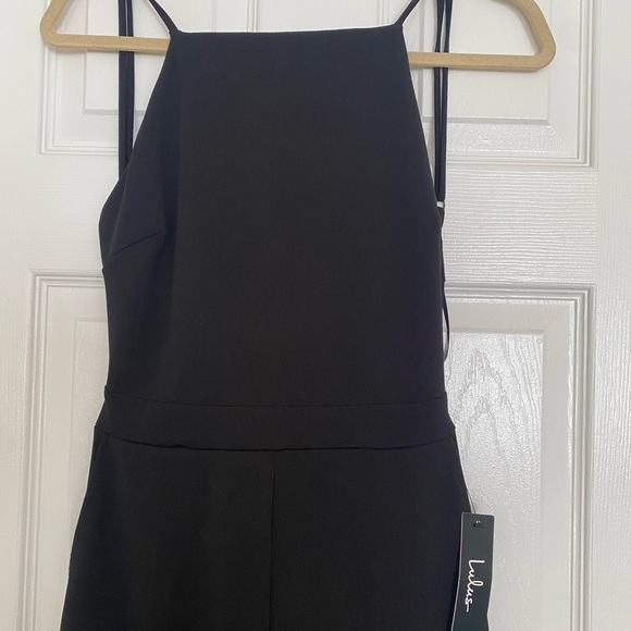 NWT Lulus Black Halter Jumpsuit Backless Size Medium - Picture 6 of 8